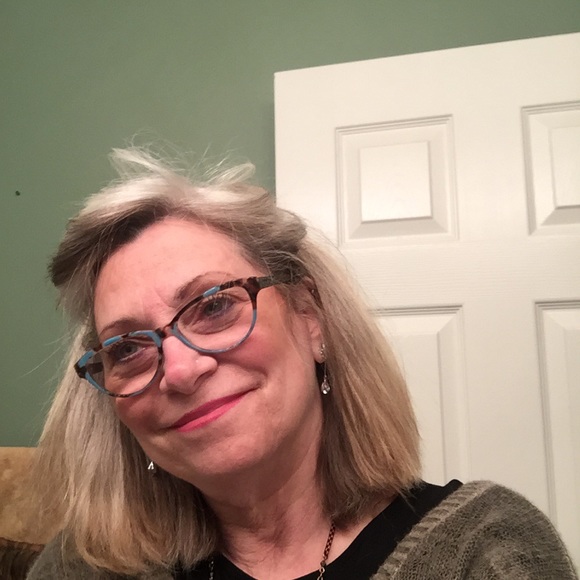 Meet your Posher, Susan - Picture 3 of 8